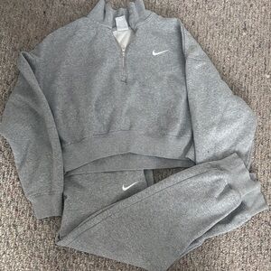 Nike lounge set